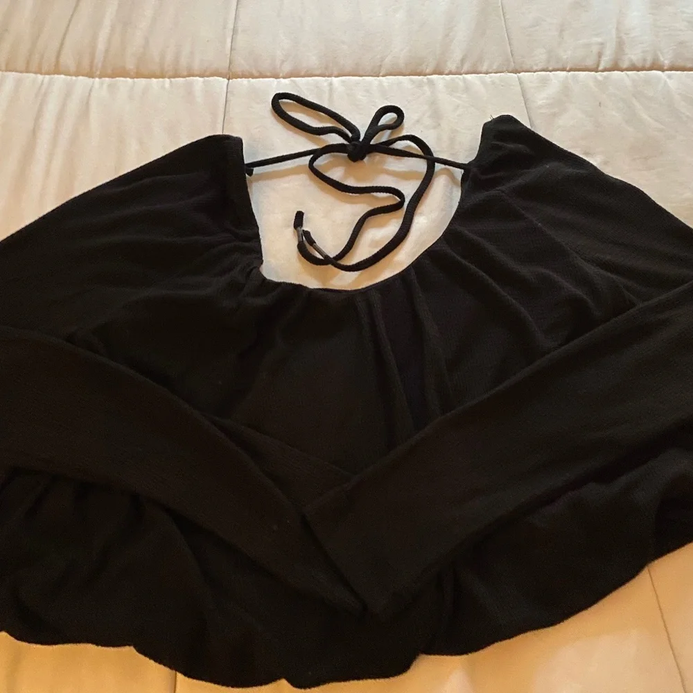 Top - Picture 1 of 2